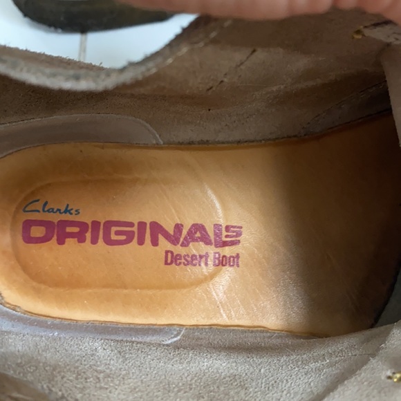 Clarks original desert boot men’s 9